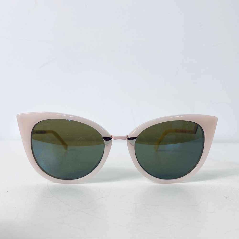 Fendi light pink cat-eye sunglasses - Picture 2 of 7